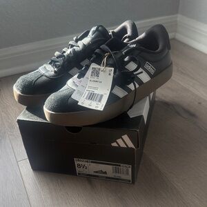 Adidas Men's Black and White Sneakers